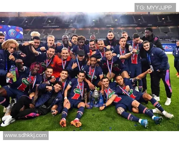 欧联杯惊现冷门马竞战胜巴黎圣日耳曼引发争议判罚全场沸腾